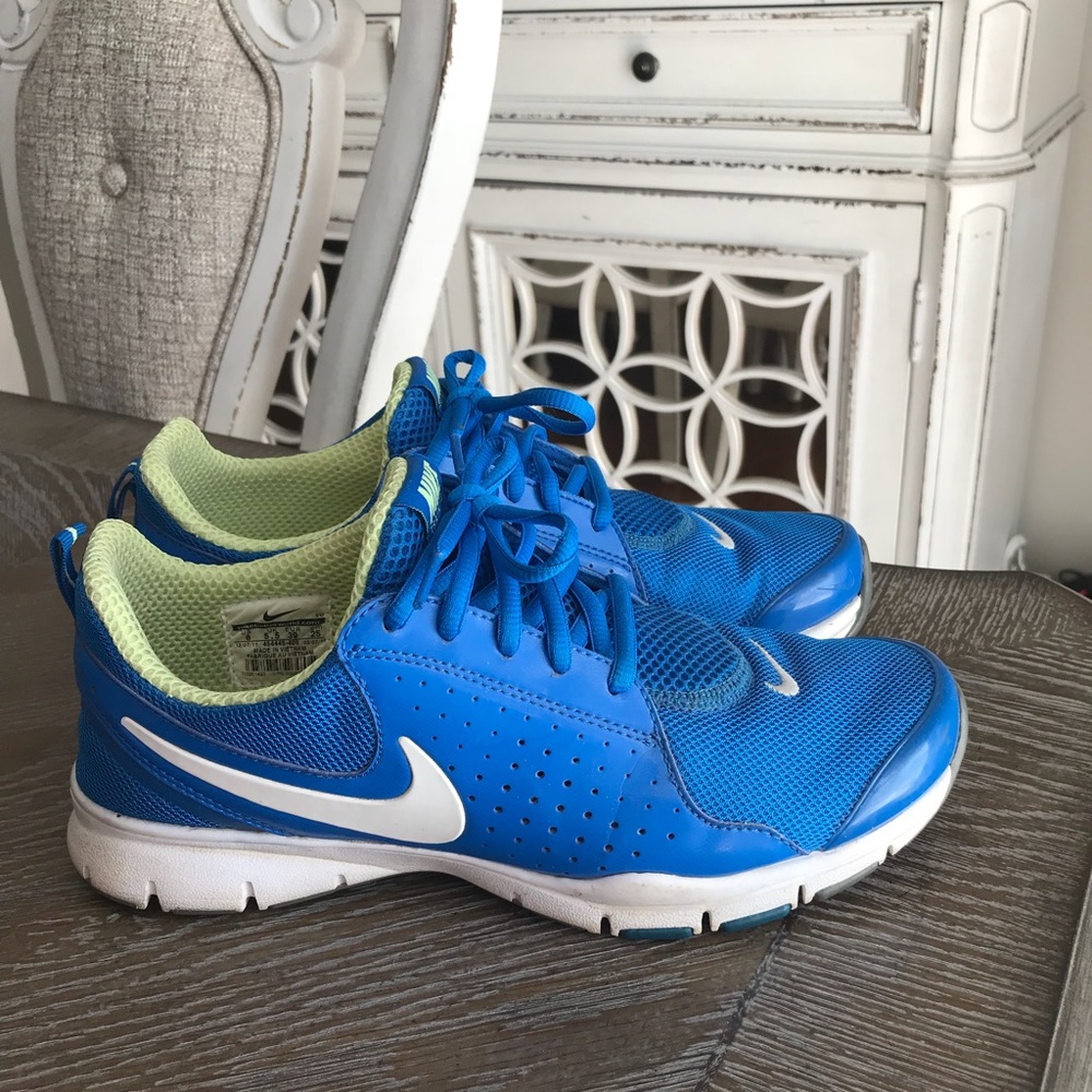 Women’s Blue Nike Shoes 8